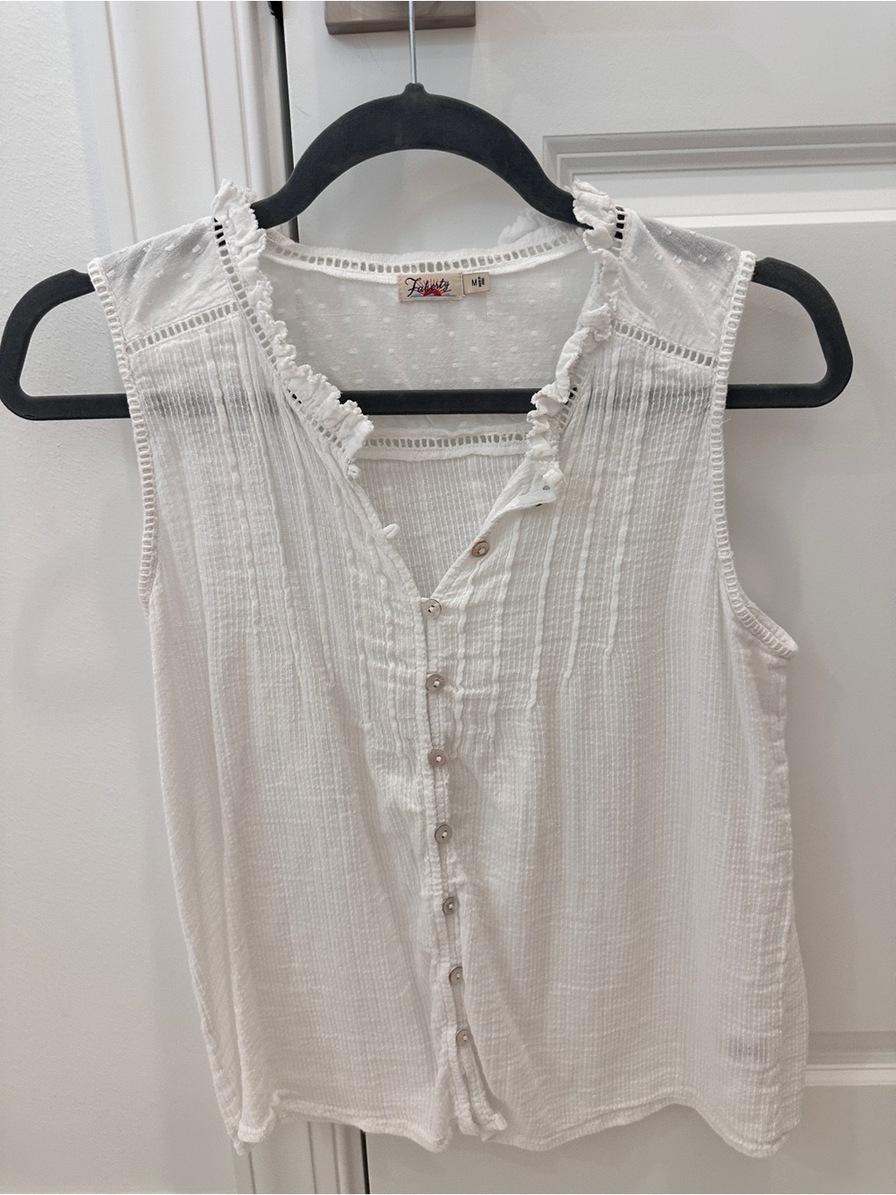 Faherty | White Organic Cotton Sleeveless Blouse